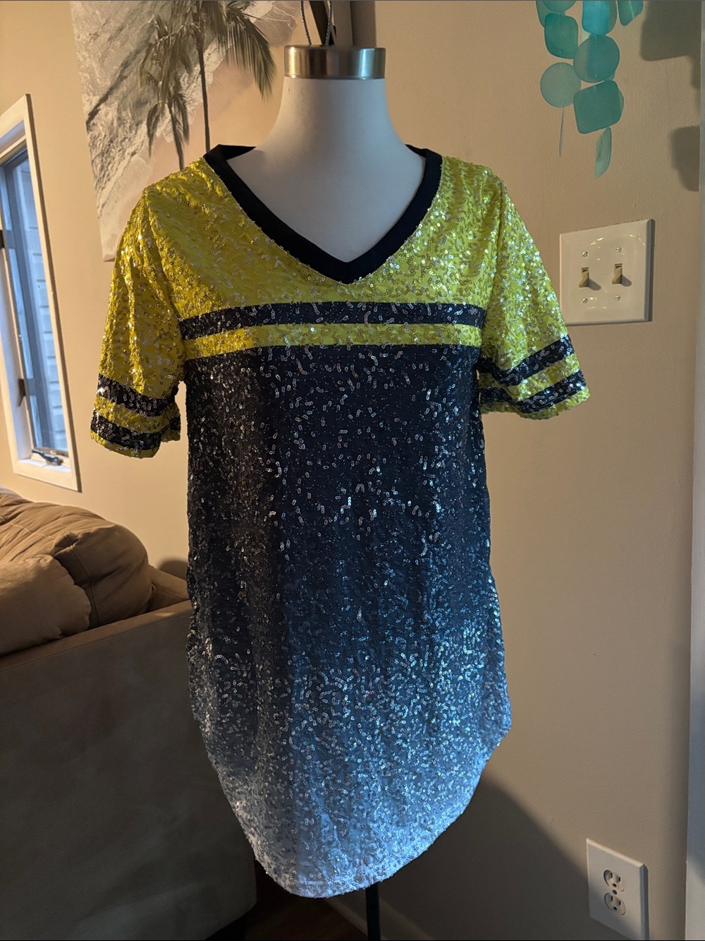balera Yellow and Black Sequin V-Neck Tunic